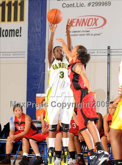 Thumbnail 2 in Lincoln vs. Vanden (Dorothy Speck Memorial) photogallery.