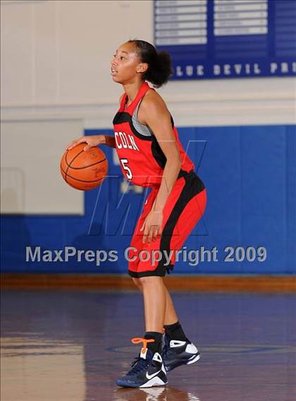 Thumbnail 2 in Lincoln vs. Vanden (Dorothy Speck Memorial) photogallery.