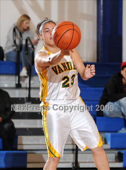 Thumbnail 2 in Lincoln vs. Vanden (Dorothy Speck Memorial) photogallery.
