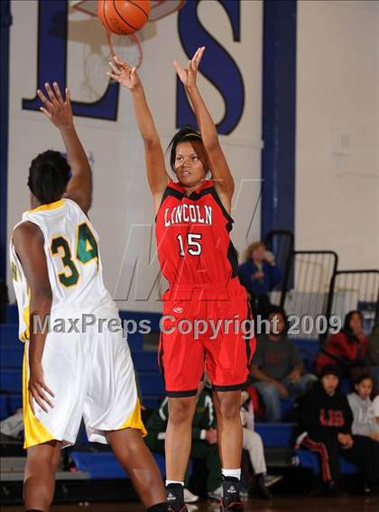 Thumbnail 3 in Lincoln vs. Vanden (Dorothy Speck Memorial) photogallery.