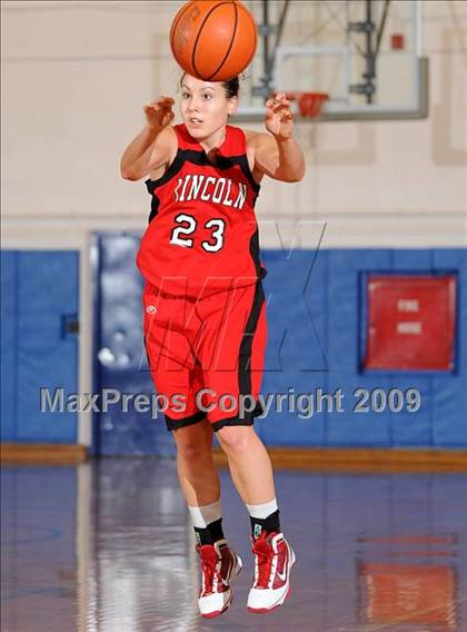 Thumbnail 1 in Lincoln vs. Vanden (Dorothy Speck Memorial) photogallery.