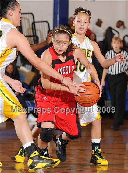 Thumbnail 2 in Lincoln vs. Vanden (Dorothy Speck Memorial) photogallery.