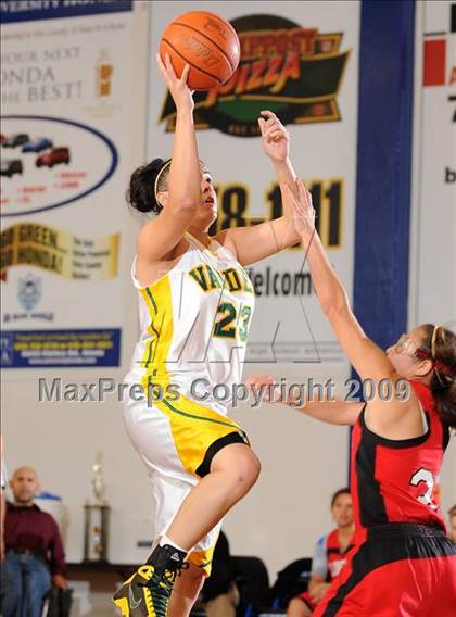 Thumbnail 3 in Lincoln vs. Vanden (Dorothy Speck Memorial) photogallery.