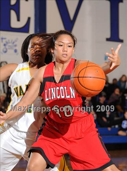 Thumbnail 2 in Lincoln vs. Vanden (Dorothy Speck Memorial) photogallery.