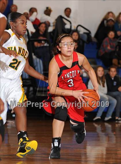 Thumbnail 3 in Lincoln vs. Vanden (Dorothy Speck Memorial) photogallery.