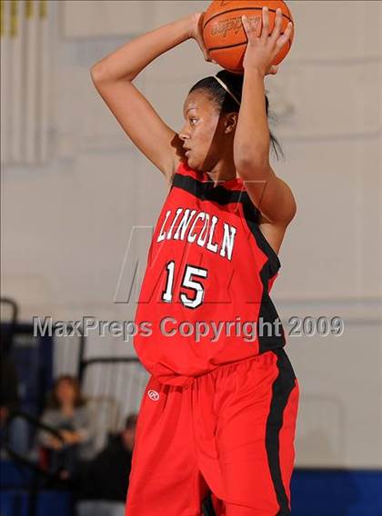 Thumbnail 3 in Lincoln vs. Vanden (Dorothy Speck Memorial) photogallery.