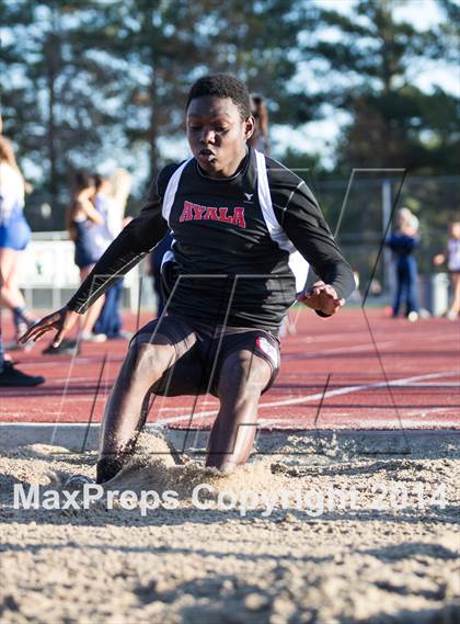 Thumbnail 2 in Trabuco Hills Invitational and Distance Carnival  photogallery.