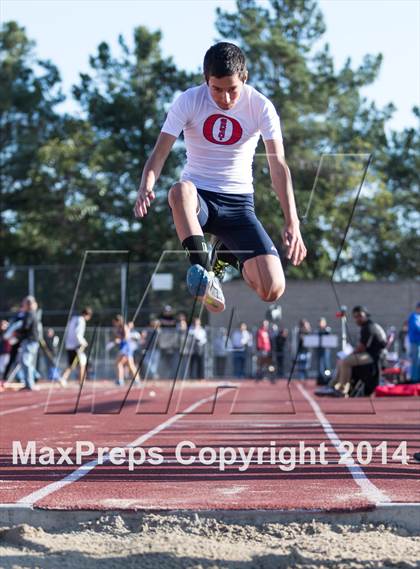 Thumbnail 2 in Trabuco Hills Invitational and Distance Carnival  photogallery.