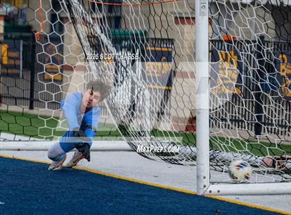 Thumbnail 2 in MSHAA D-4 Final:  Leland vs. University Liggett photogallery.