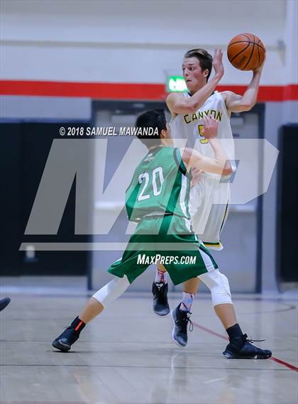 Thumbnail 1 in Granada Hills Charter vs canyon (Hart Holiday Classic) photogallery.