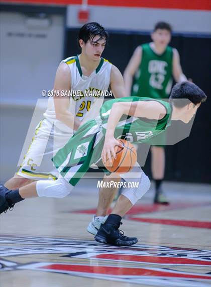 Thumbnail 2 in Granada Hills Charter vs canyon (Hart Holiday Classic) photogallery.