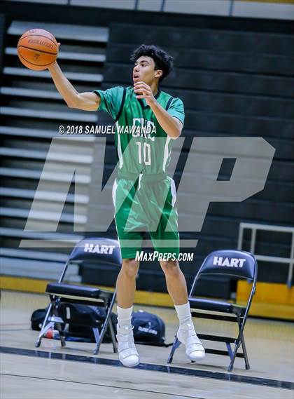 Thumbnail 1 in Granada Hills Charter vs canyon (Hart Holiday Classic) photogallery.