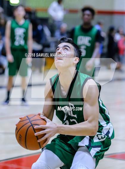 Thumbnail 1 in Granada Hills Charter vs canyon (Hart Holiday Classic) photogallery.
