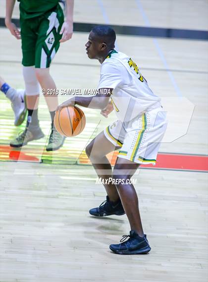 Thumbnail 2 in Granada Hills Charter vs canyon (Hart Holiday Classic) photogallery.