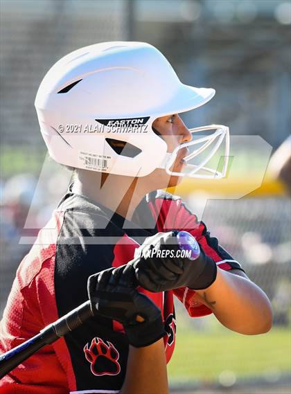Thumbnail 3 in Wilson /Edison/Early College @ Rush-Henrietta (NY Section 5 Quarterfinal) photogallery.