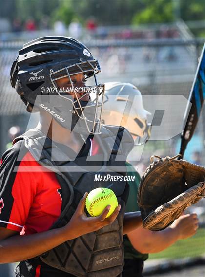 Thumbnail 1 in Wilson /Edison/Early College @ Rush-Henrietta (NY Section 5 Quarterfinal) photogallery.