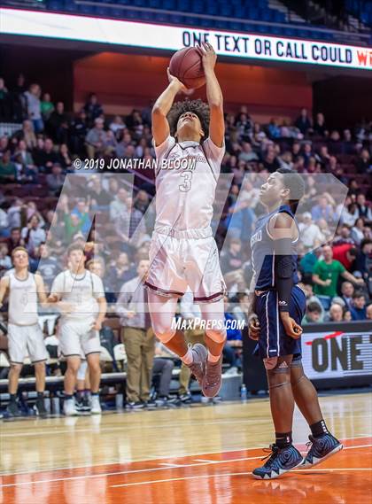 Thumbnail 1 in Farmington vs. Amistad (CIAC D3 Final) photogallery.