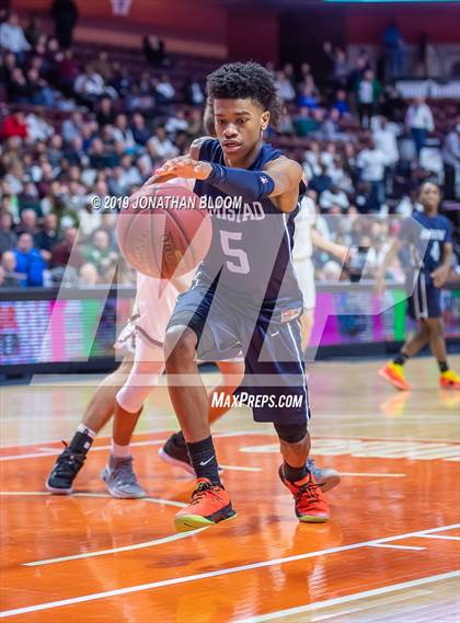 Thumbnail 1 in Farmington vs. Amistad (CIAC D3 Final) photogallery.