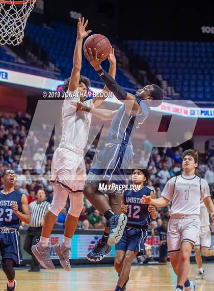 Thumbnail 3 in Farmington vs. Amistad (CIAC D3 Final) photogallery.