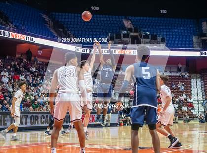 Thumbnail 3 in Farmington vs. Amistad (CIAC D3 Final) photogallery.
