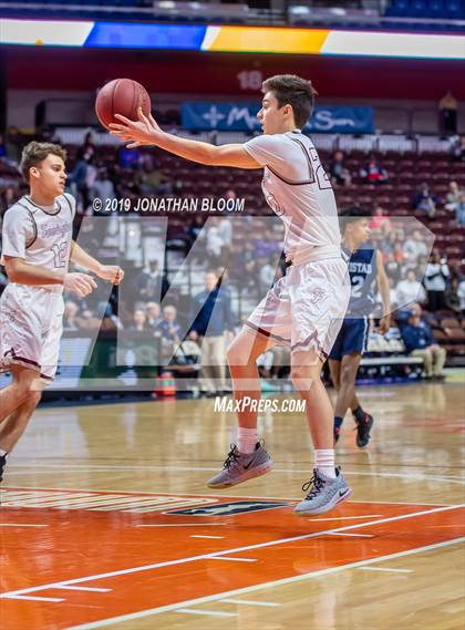 Thumbnail 1 in Farmington vs. Amistad (CIAC D3 Final) photogallery.