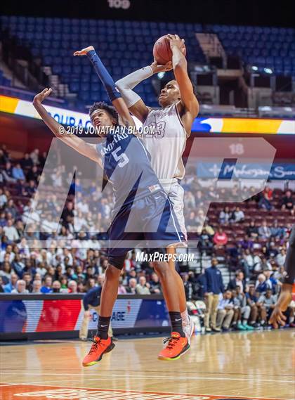 Thumbnail 3 in Farmington vs. Amistad (CIAC D3 Final) photogallery.