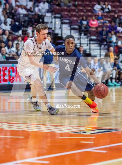 Thumbnail 3 in Farmington vs. Amistad (CIAC D3 Final) photogallery.