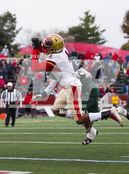 Thumbnail 2 in Westhampton Beach vs. Half Hollow Hills West (Section XI Division III Finals) photogallery.