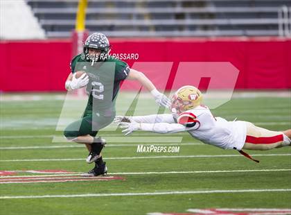 Thumbnail 2 in Westhampton Beach vs. Half Hollow Hills West (Section XI Division III Finals) photogallery.