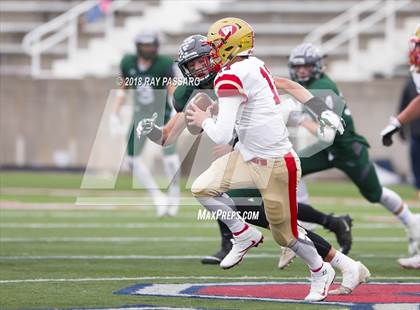 Thumbnail 3 in Westhampton Beach vs. Half Hollow Hills West (Section XI Division III Finals) photogallery.