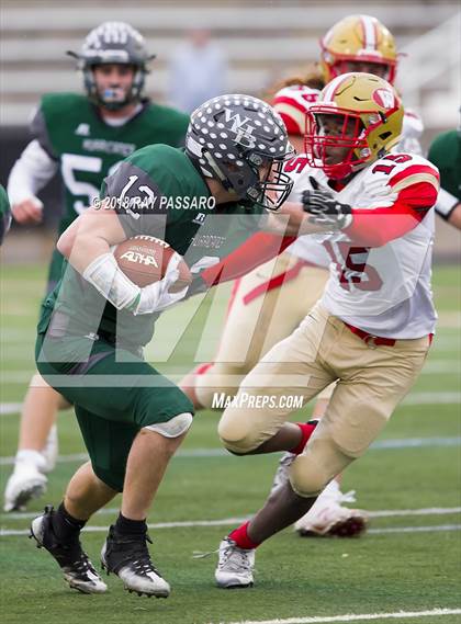 Thumbnail 2 in Westhampton Beach vs. Half Hollow Hills West (Section XI Division III Finals) photogallery.