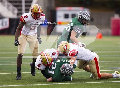 Thumbnail 2 in Westhampton Beach vs. Half Hollow Hills West (Section XI Division III Finals) photogallery.