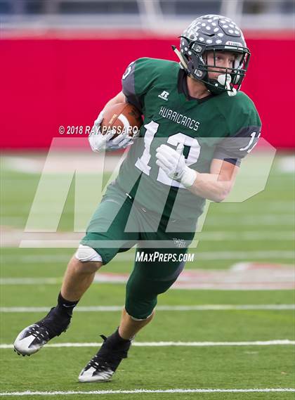 Thumbnail 3 in Westhampton Beach vs. Half Hollow Hills West (Section XI Division III Finals) photogallery.