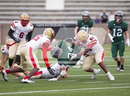 Thumbnail 2 in Westhampton Beach vs. Half Hollow Hills West (Section XI Division III Finals) photogallery.