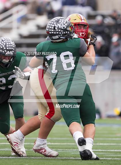 Thumbnail 1 in Westhampton Beach vs. Half Hollow Hills West (Section XI Division III Finals) photogallery.