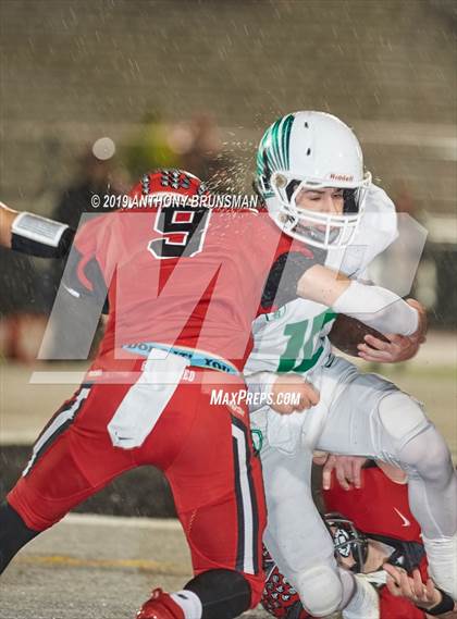 Thumbnail 1 in St. Bernard's vs. East Nicolaus (CIF Regional 6-AA Final) photogallery.