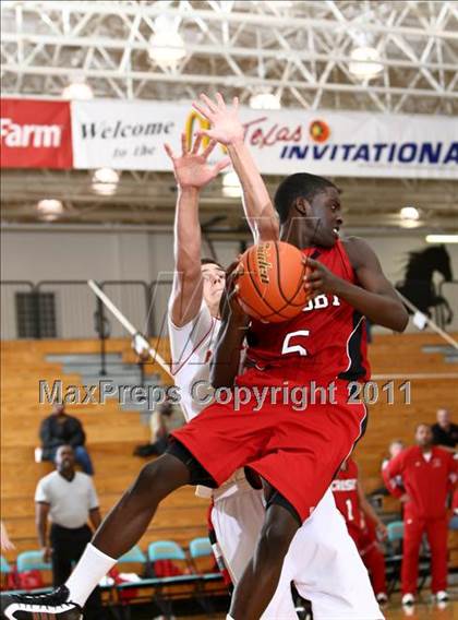 Thumbnail 1 in Crosby vs Memorial (McDonald's Texas Invitational)  photogallery.