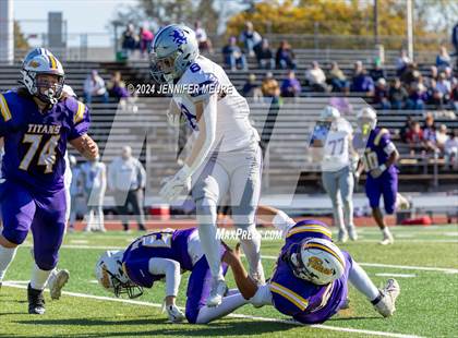 Thumbnail 2 in Kennedy vs. Piedmont photogallery.