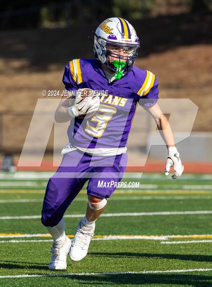 Thumbnail 2 in Kennedy vs. Piedmont photogallery.