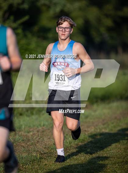 Thumbnail 2 in Fleet Feet Relays photogallery.