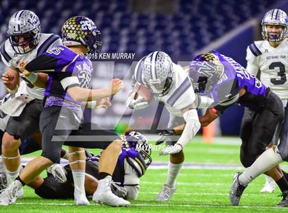 Thumbnail 2 in West Orange-Stark vs Navarro (UIL 4A Divison 2 Semifinal) photogallery.