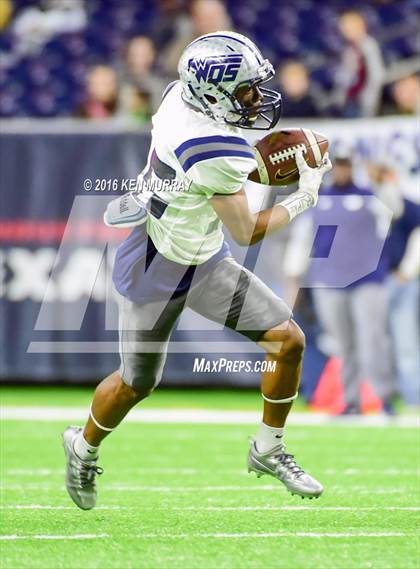 Thumbnail 1 in West Orange-Stark vs Navarro (UIL 4A Divison 2 Semifinal) photogallery.