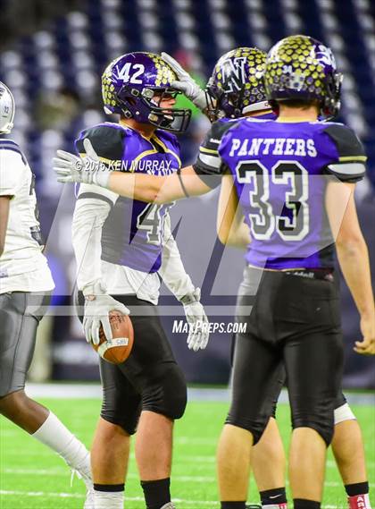 Thumbnail 1 in West Orange-Stark vs Navarro (UIL 4A Divison 2 Semifinal) photogallery.