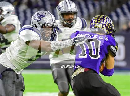 Thumbnail 3 in West Orange-Stark vs Navarro (UIL 4A Divison 2 Semifinal) photogallery.