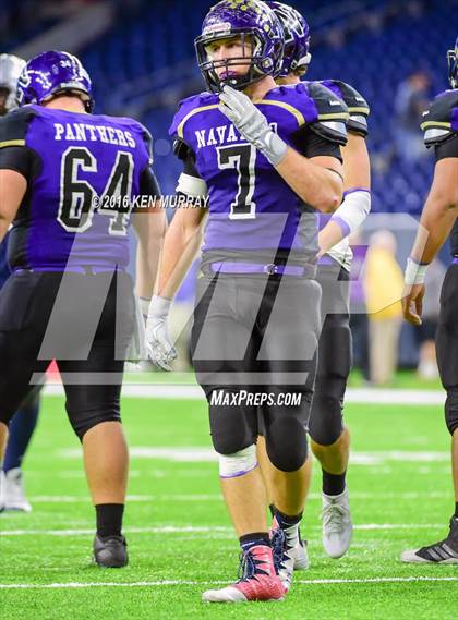 Thumbnail 2 in West Orange-Stark vs Navarro (UIL 4A Divison 2 Semifinal) photogallery.