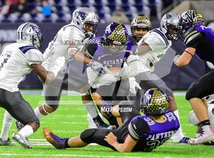 Thumbnail 3 in West Orange-Stark vs Navarro (UIL 4A Divison 2 Semifinal) photogallery.