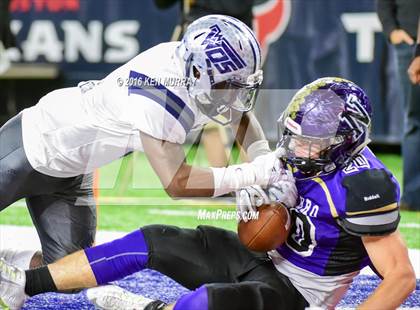 Thumbnail 2 in West Orange-Stark vs Navarro (UIL 4A Divison 2 Semifinal) photogallery.