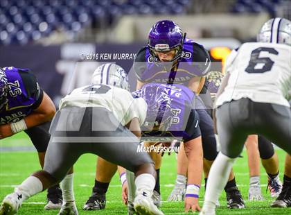 Thumbnail 3 in West Orange-Stark vs Navarro (UIL 4A Divison 2 Semifinal) photogallery.