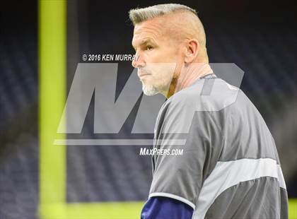 Thumbnail 3 in West Orange-Stark vs Navarro (UIL 4A Divison 2 Semifinal) photogallery.