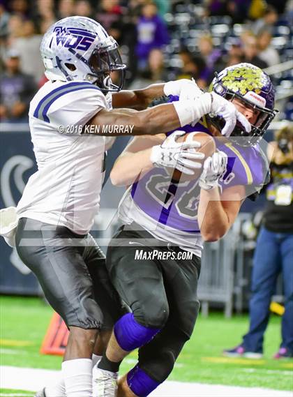Thumbnail 2 in West Orange-Stark vs Navarro (UIL 4A Divison 2 Semifinal) photogallery.